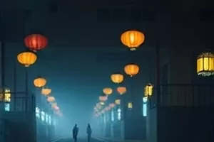 灯塔窗口外弥漫海雾的远景画面